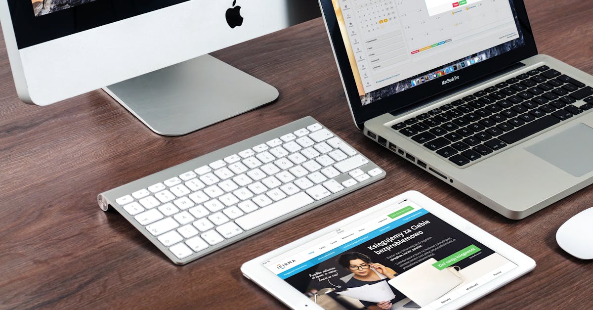 Who gets paid more, a web designer or a developer?